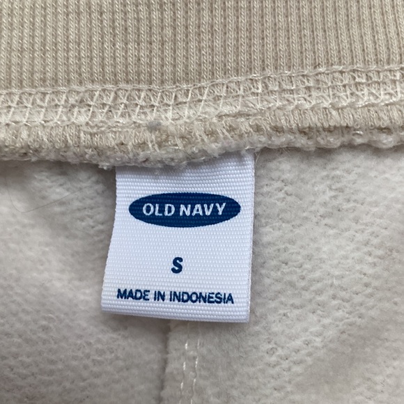 Old Navy Camo Joggers 💗 Oatmeal Gray & Plum - Picture 13 of 14